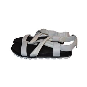 Sorel Roaming Decon Sandal Ankle Strap Women's Size 8 White Strappy Comfort